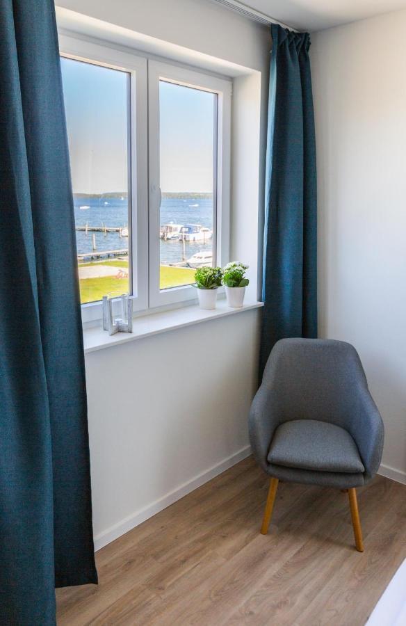 Hangar 19 Luxusapartment Mit Sauna, Kamin Und Seeblick H4W3 Schwerin  Extérieur photo